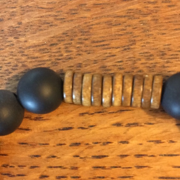 Gents Onyx & Wood Bracelet - Picture 6 of 6